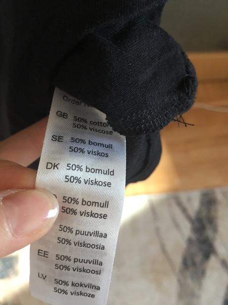 Damsky top tielko xxxl s ozdobnym dekoltom, 54