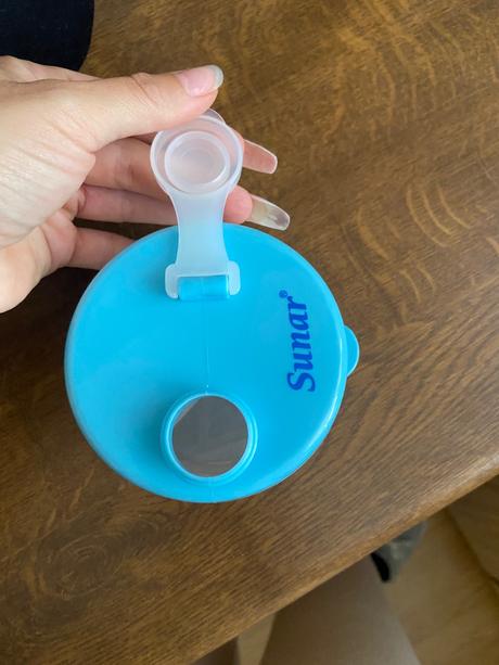 Dávkovač na sušené mlieko, 