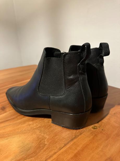 Kožené členkové čižmy, clarks,38