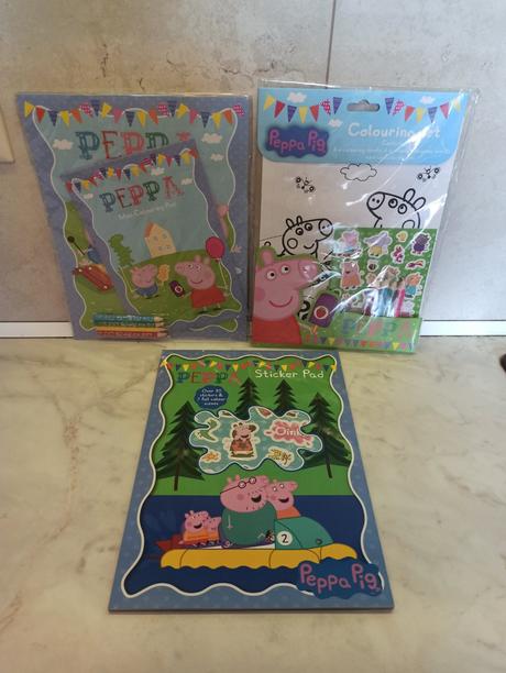 Peppa pig colouring / sticker / play pack, 