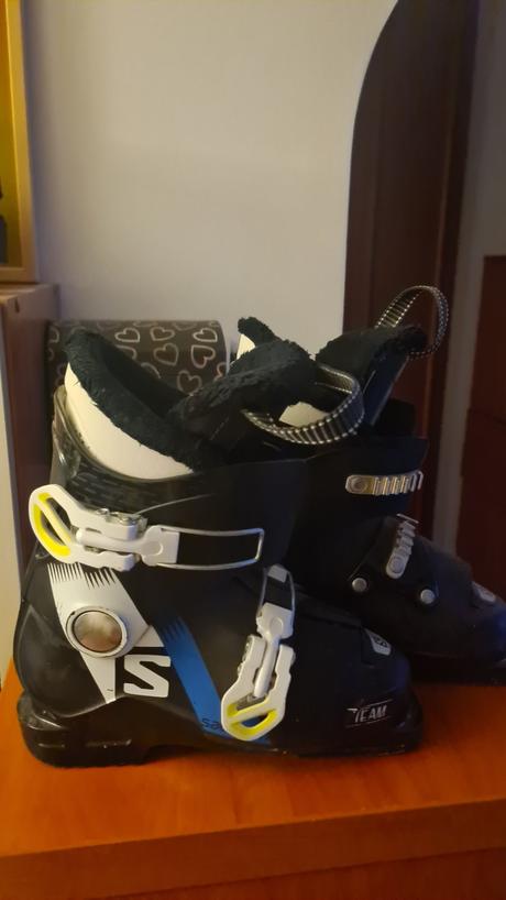 Lyze s lyziarkami, prilba, elan,130-139 cm