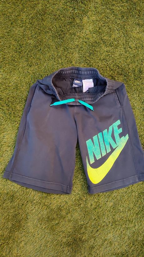 Kraťasy, nike,146