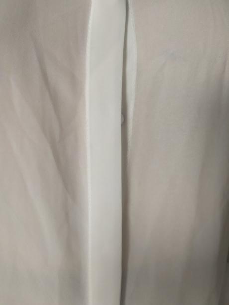 628 biela bluka pekny golier, m