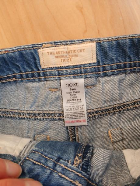 Next sukna, next,134