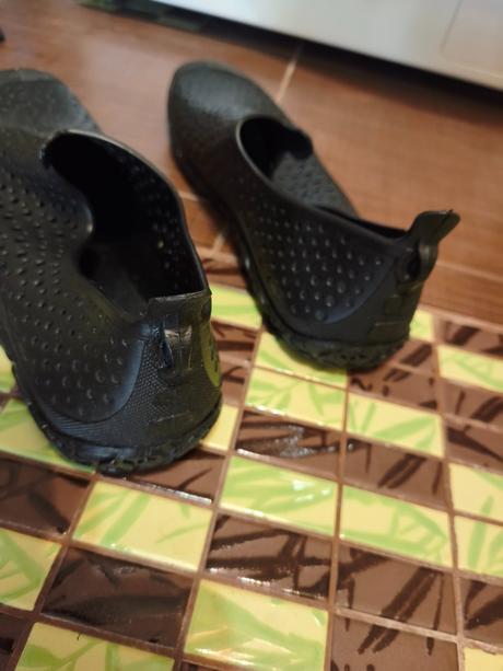 Topánky do vody čierne, decathlon,45