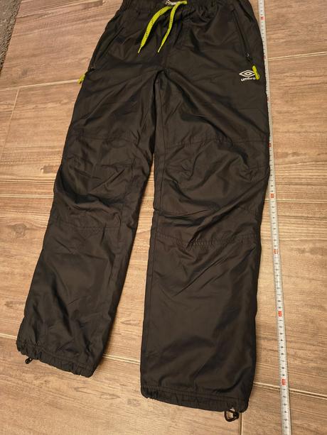 Športové nohavice č. 140, umbro,140