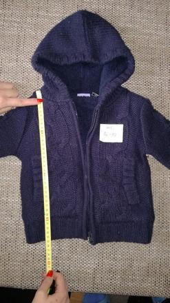 Teply svetrik, lupilu,92