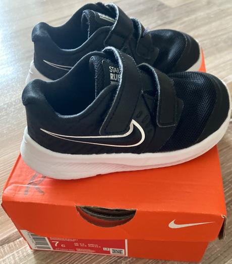 Nike tenisky, nike,23