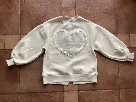 Mikina so srdieckom, zara,134