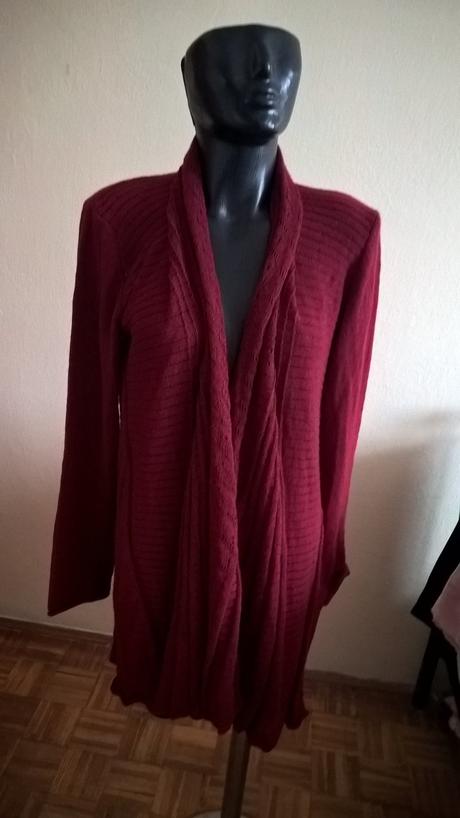 Bordový kardigán, 44