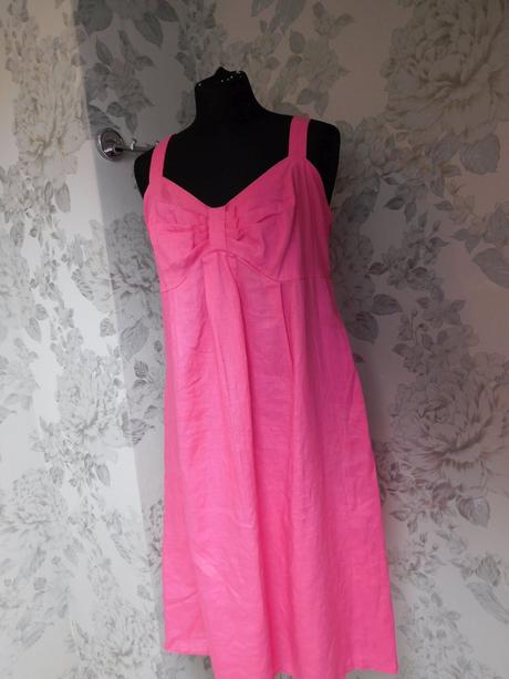 Kvalitne lanove šaty, 42