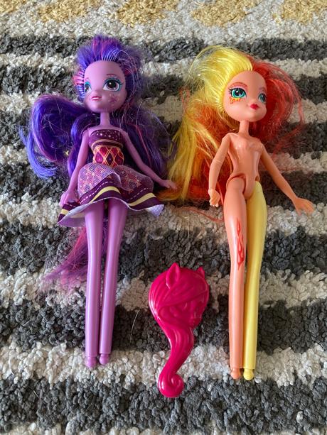 Monster high bábiky a hrebeň, 