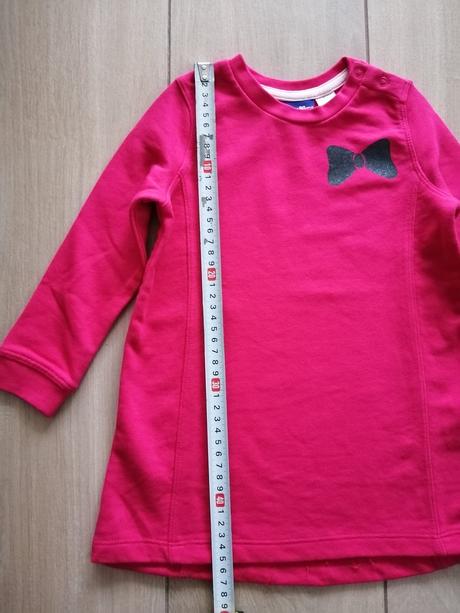 Pekné šaty vhodné aj na vianoce, lupilu,92