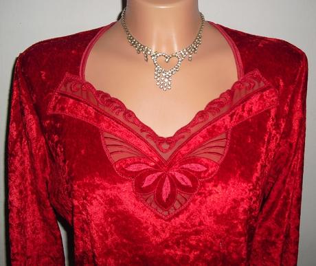 Zamatovy pulovrik luxusny, m