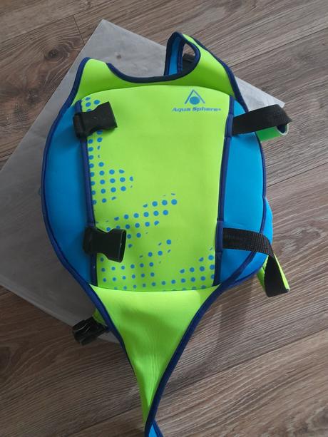 Vesta na plávanie aquasphere, 