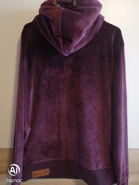 Super mikina naketano, l