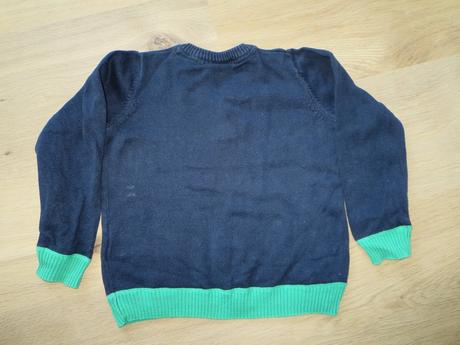 Svetrík, lupilu,104