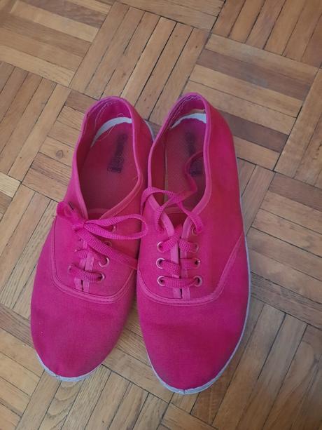 Dámske plátenky, 41