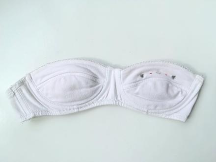 Prvá podprsenka, 140