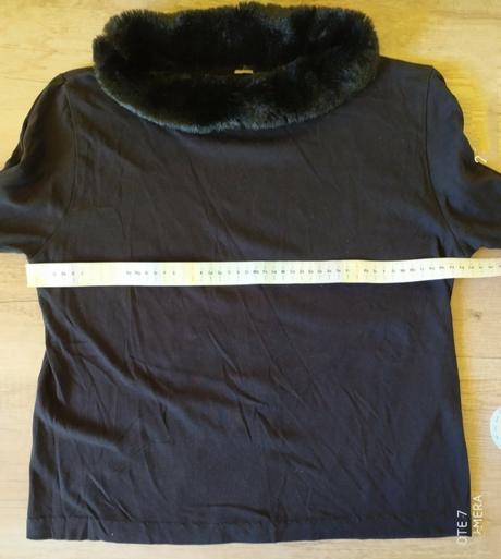 Tričko s kožušinkou, 42