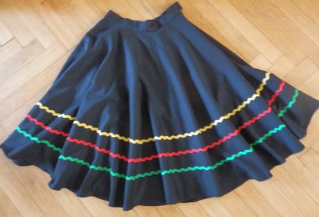 Sukňa, pre veľmi štíhlu, 110