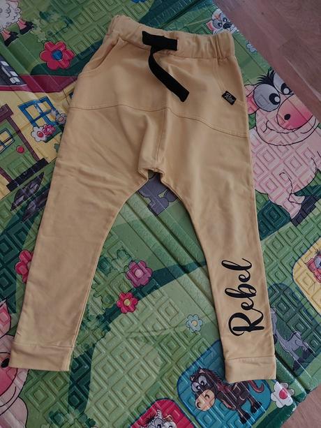 Rebel tepláky, rebel kids,110