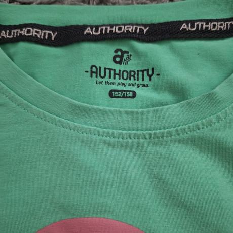 Tričko, authority,152