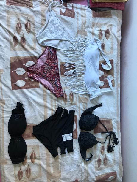 Balík nového oblečenia, xs