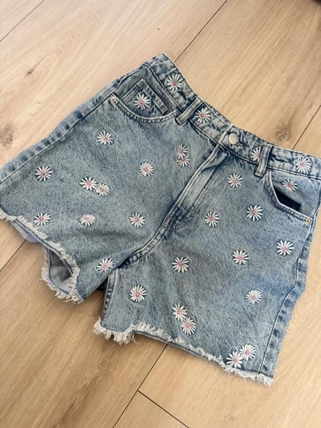 Kvietkové šortky, h&m,158