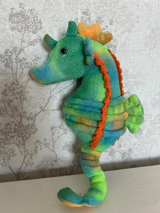 Plysak morský konik,