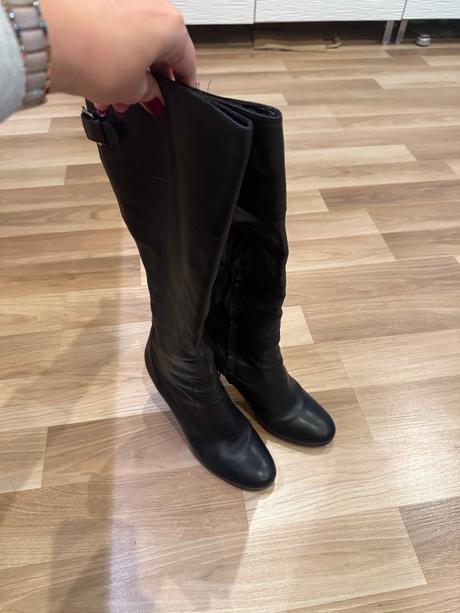 Kozene vysoke cizmy zn. buffalo london, 40