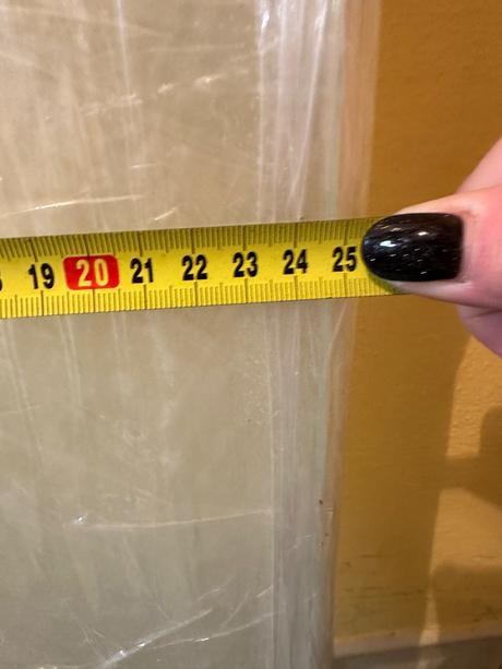 Pieskované sklo na police, 