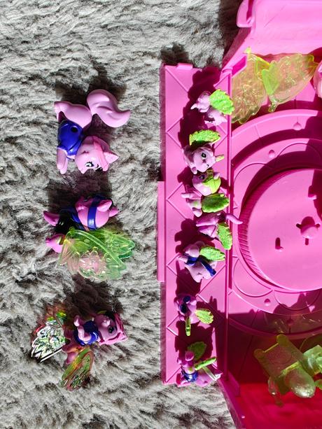 Hatchimals colleggtibles, dúhový rodinný vlci,