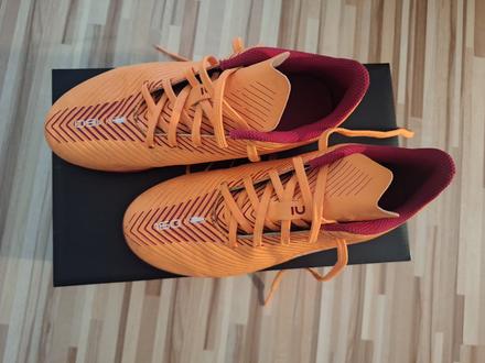 35 futbalove kopacky, 35