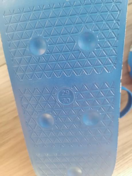 Šlapky labková patrola, 29