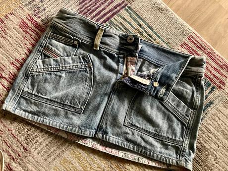 Diesel minisukna, diesel,26