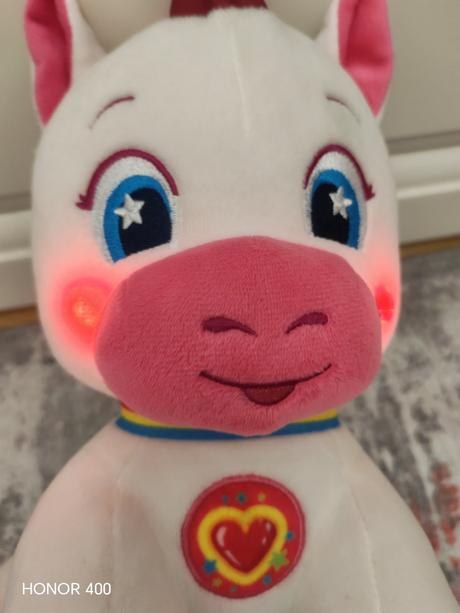 Interaktívny jednorožec clementoni,