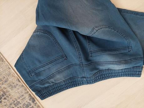 Elastické legínové nohavice č.42, 42