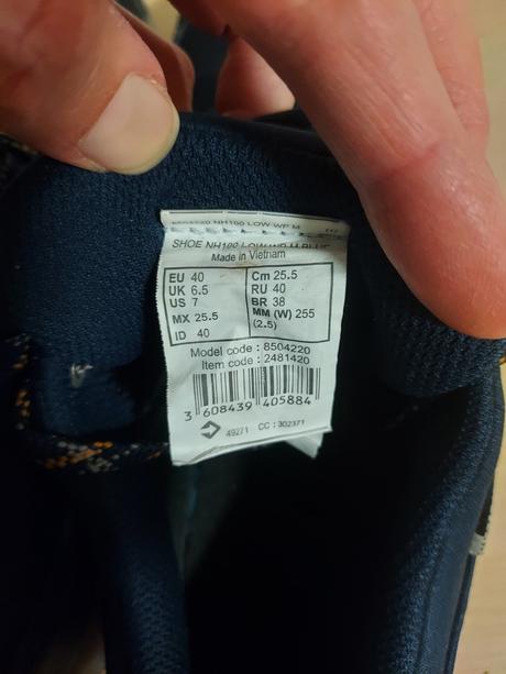 Nepremokavé turistické topánky, quechua,40