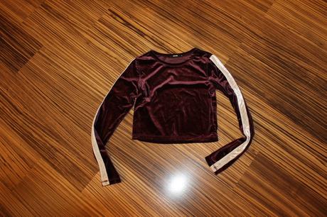 Zamatový crop top bik bok v. m, m