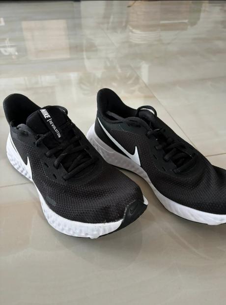 Vzdušné odľahčené tenisky nike vyborny stav, nike,38