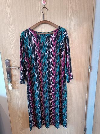 Dámske šaty, 48