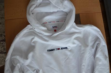 Mikina biela tommy jeans v. m, m