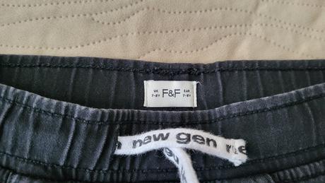 Krátke nohavice velk. 128, f&f,128