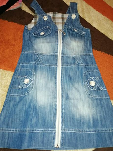 Sukničky a šaty, 122–134