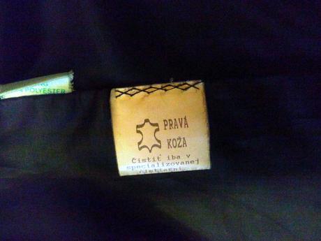 Krásny dámsky kabát z pravej kože, 41