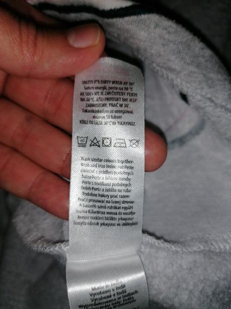 Mikina 6-7 rokov, f&f,122