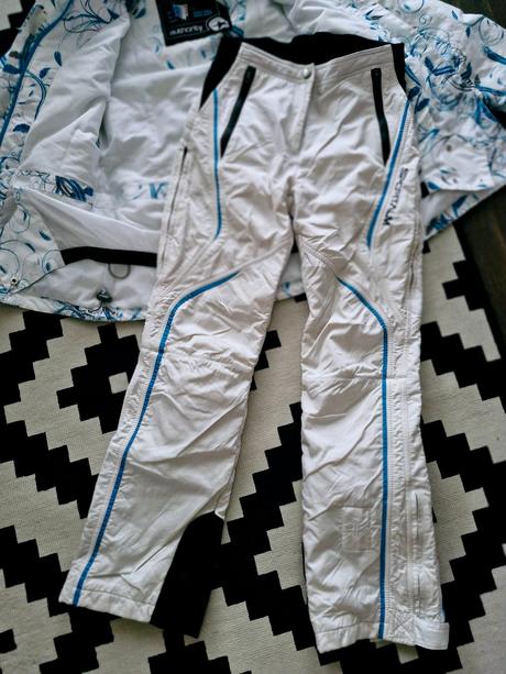 Prekrasna superstylova lyziarska supravka sportalm, authority,s