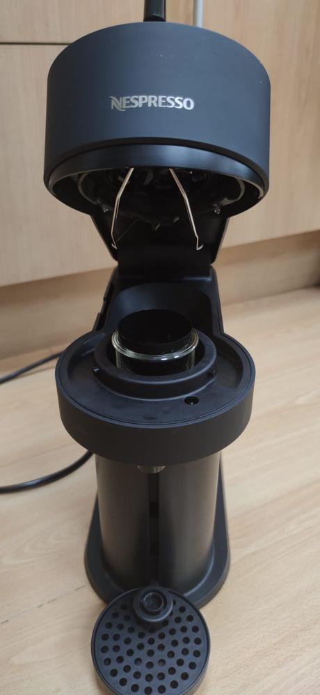 Kavovar nespresso vertuo, 