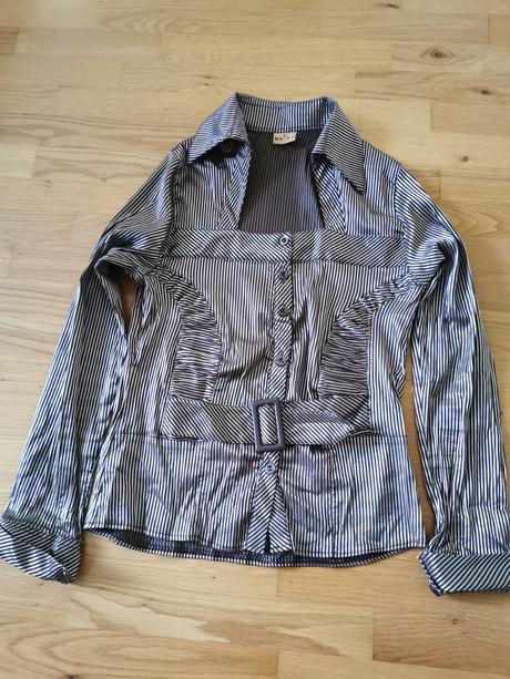 Slávnostná košeľa, 40